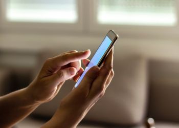 Registre tudo sem preocupações: proteja seu celular neste verão